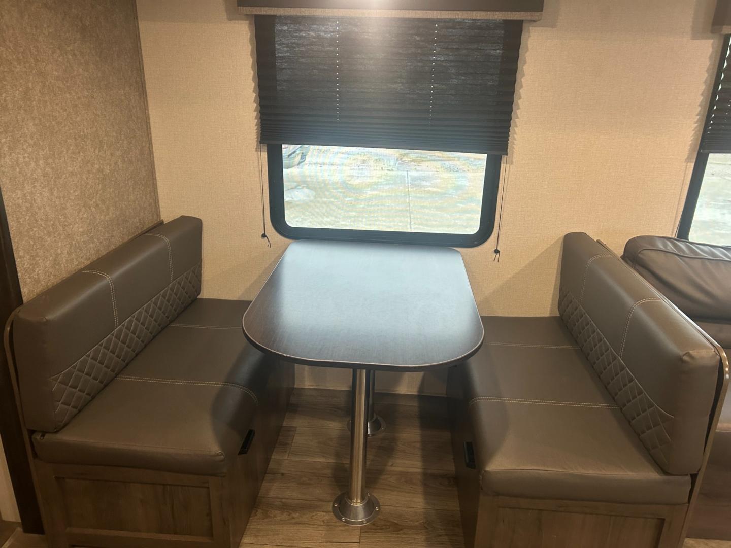 2021 White /TAN Highland Ridge RV, Inc OPEN RANGE 26BHS (58TBH0BP7M1) , located at 17760 Hwy 62, Morris, OK, 74445, 35.609104, -95.877060 - Photo#15